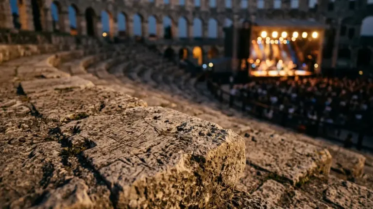 À Nîmes, 22 soirées aux Arènes jusqu’au 26 juillet