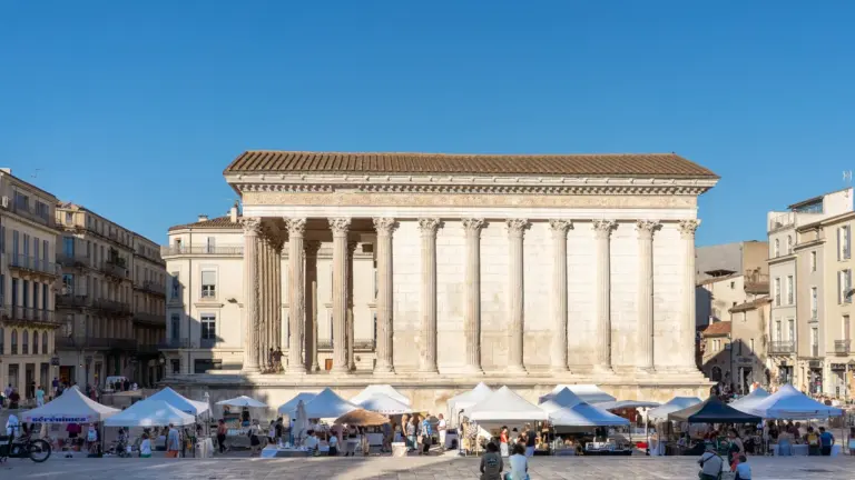 À Nîmes, vins, jazz et artisanat au cœur de l’Écusson