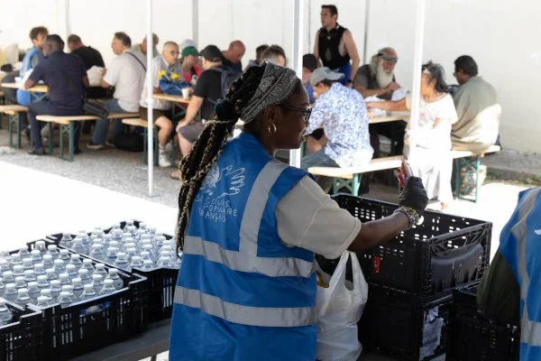 À Strasbourg, l’été creuse le besoin de repas