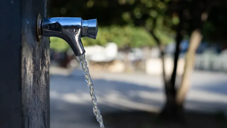 Rennes : l’eau du champ au robinet à Quincé, à prix libre