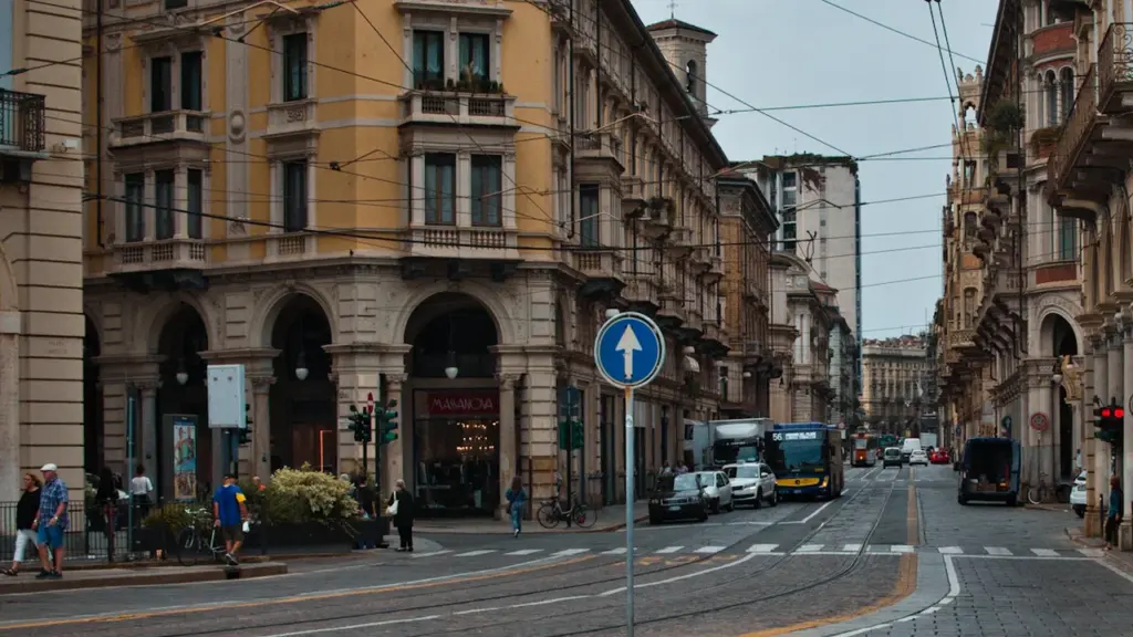 À Lannion, la police rappelle le sens unique sur les pistes cyclables