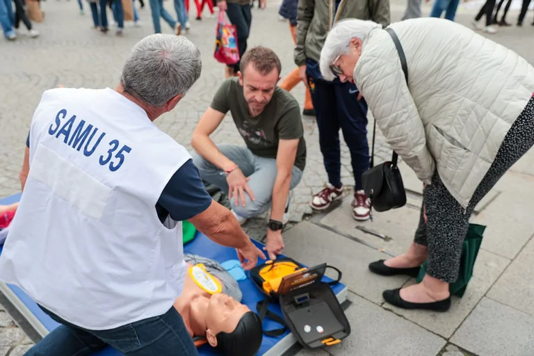À Rennes, une journée pour apprendre à réagir face aux crises