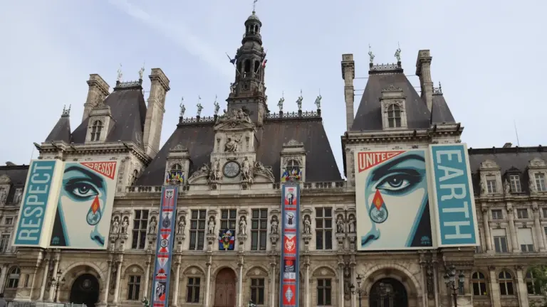 Rassemblement devant la mairie de Quimper lundi 19 octobre à midi